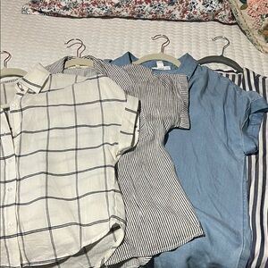 Bundle of 4 short sleeve buttons downs